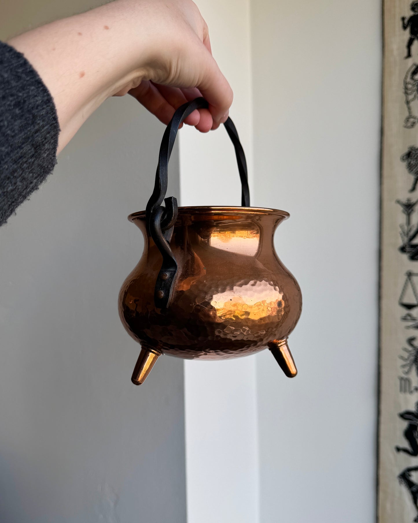 Copper Cauldron ✧ Ritual Tool for Spells, Offerings & Sacred Work